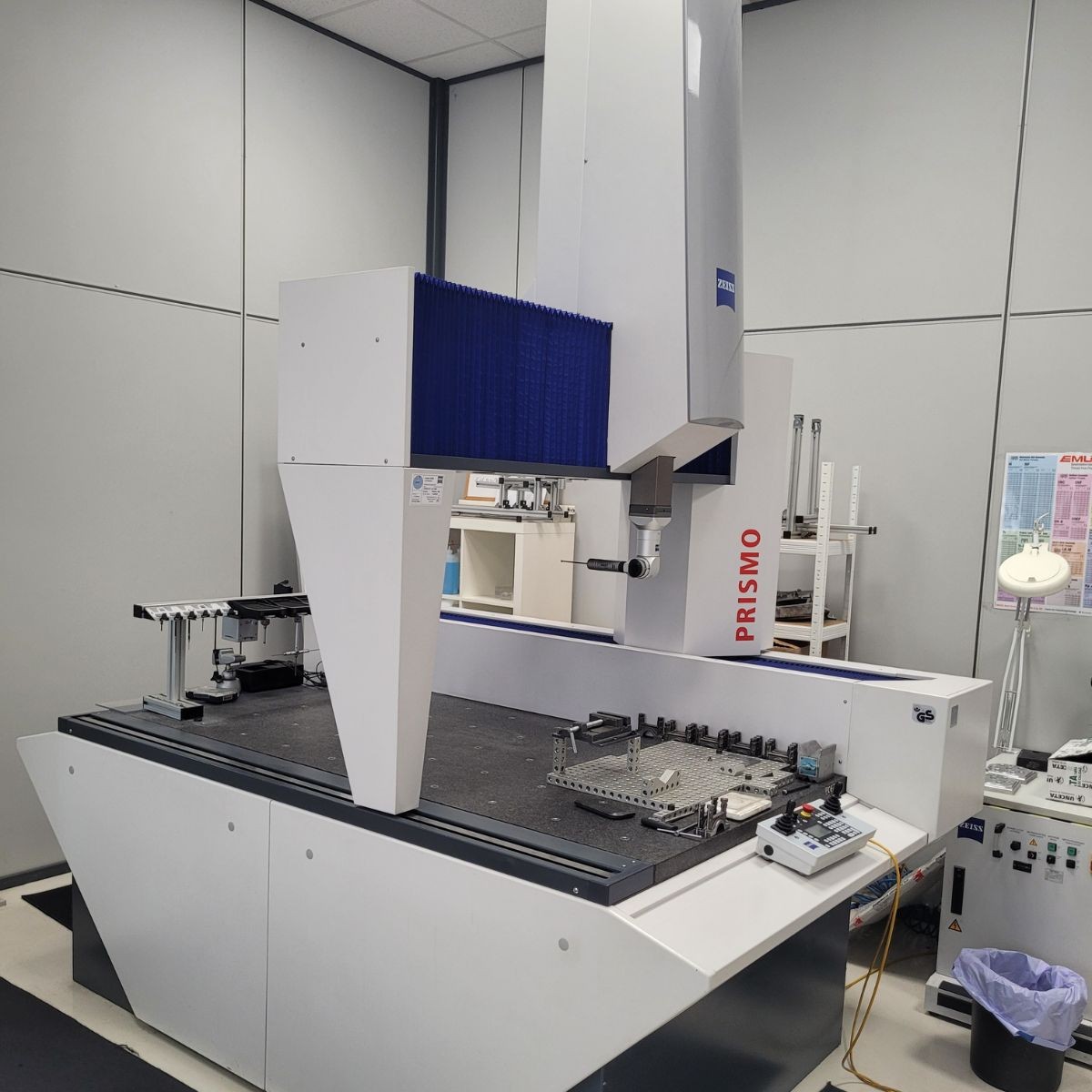 chiron-group-deba-spain-measuring-room