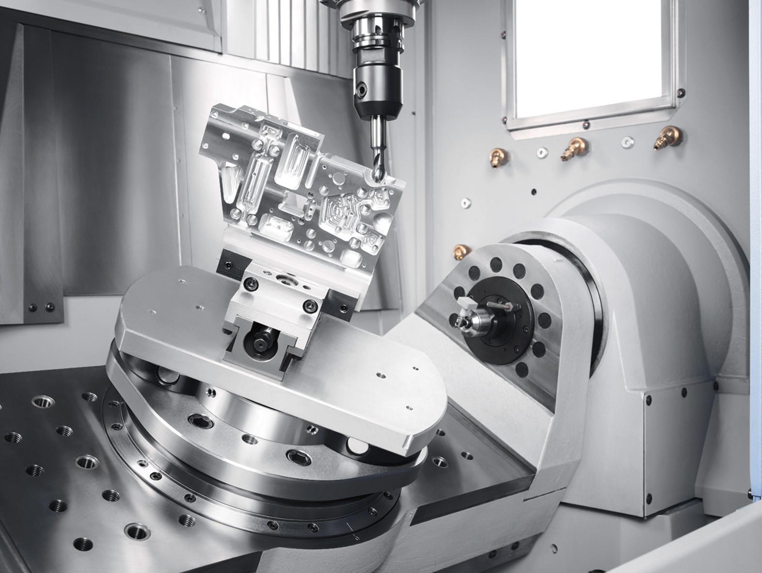 Five axis Milling center