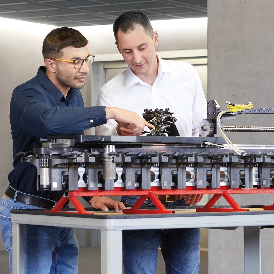 service-training-qualification-machining-center